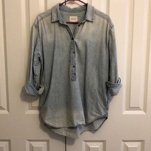 American Eagle Chambray Button Down Shirt